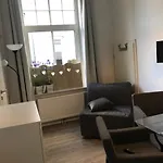 Am 3*